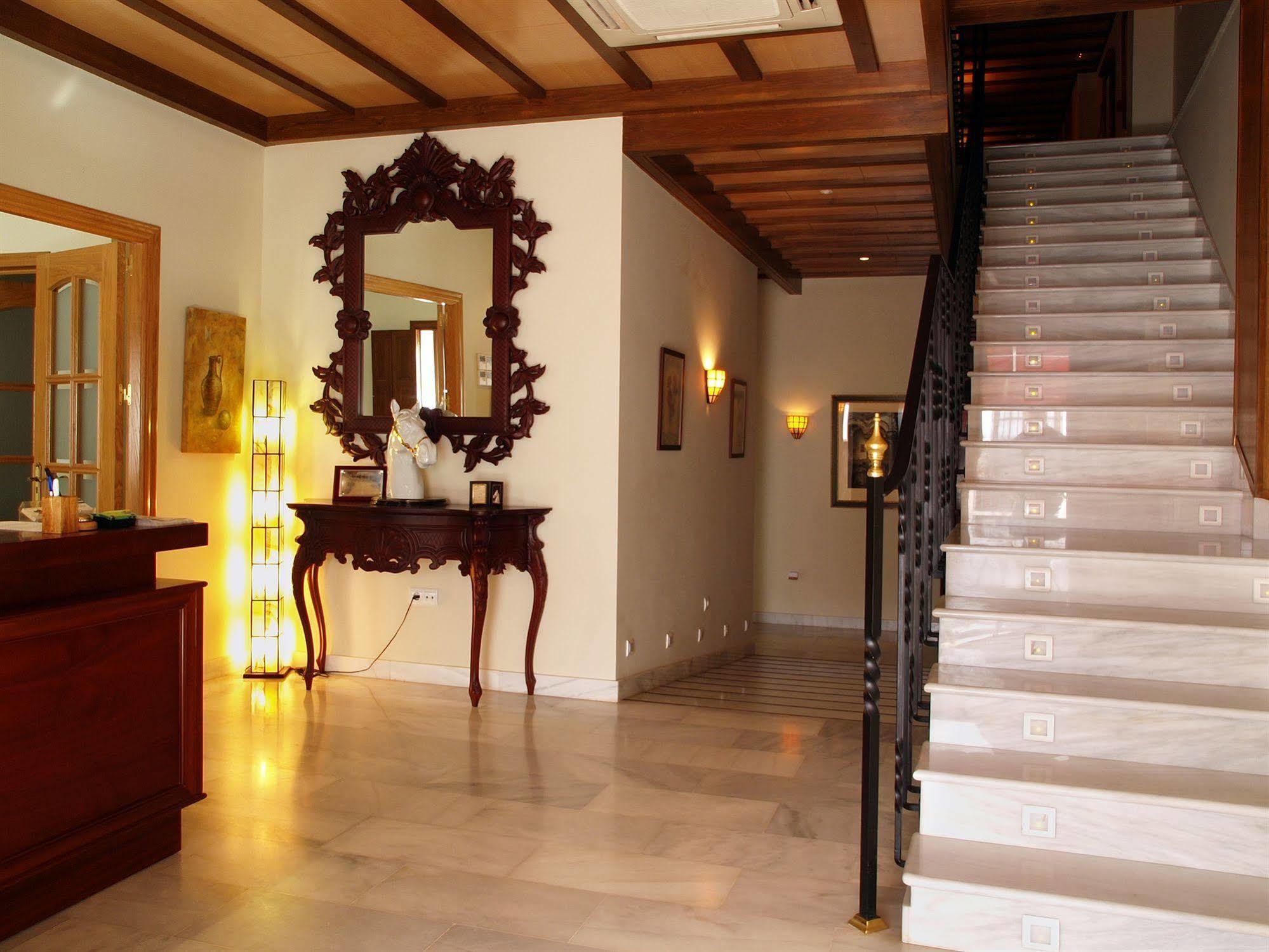 Hotel Las Casas Del Duque Osuna Interior photo
